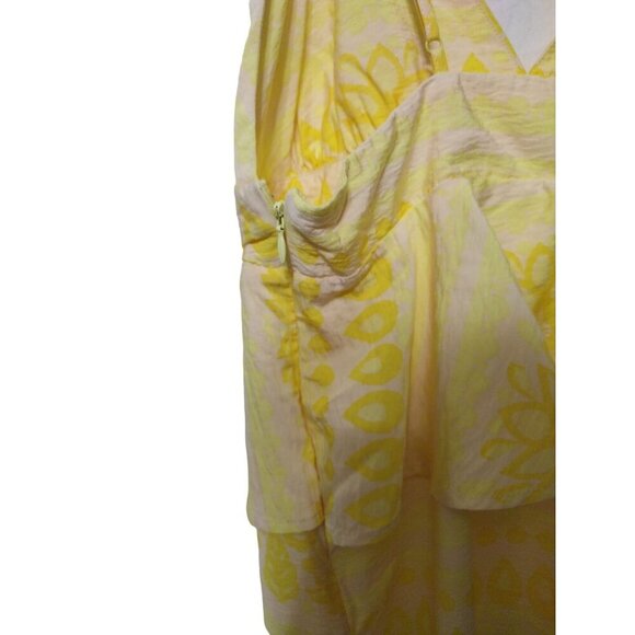 Yellow & White Sleeveless Summer Dress With Floral Pattern, Adjustable Straps. - Picture 4 of 8
